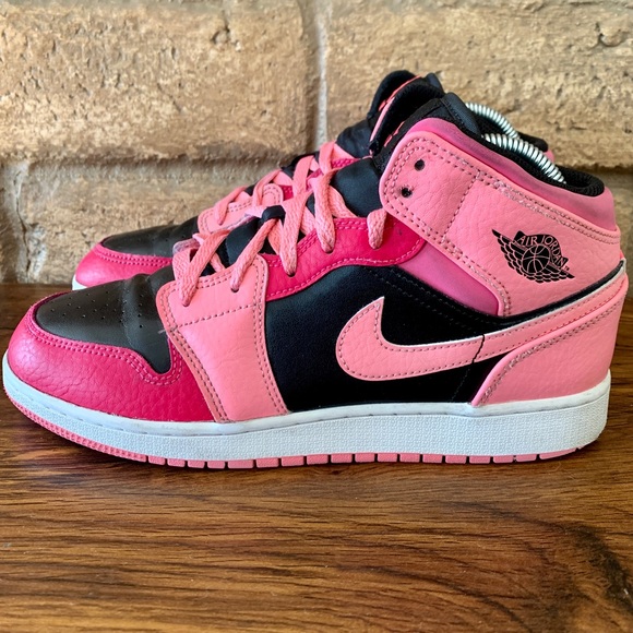 Nike Other - Air Jordan 1 Mid (GS) Size 7Y Womens Size 9 Coral Chalk Pinksicle 554725-662